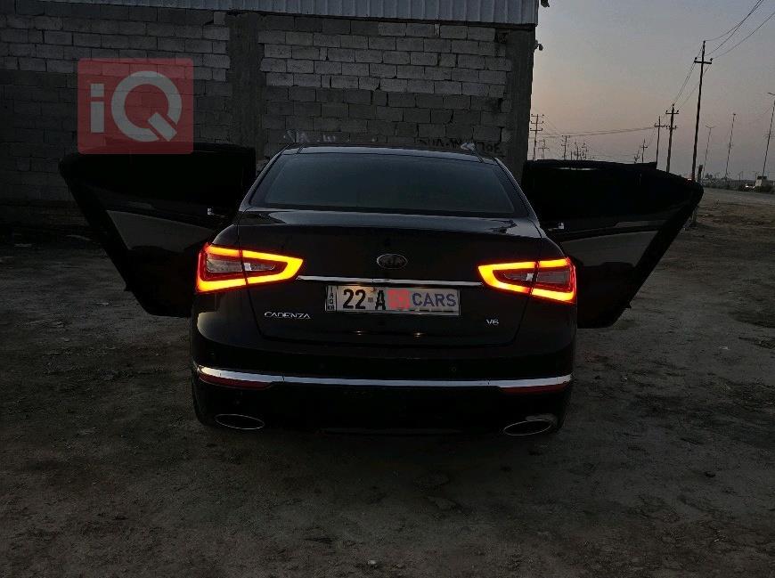 كيا كادينزا